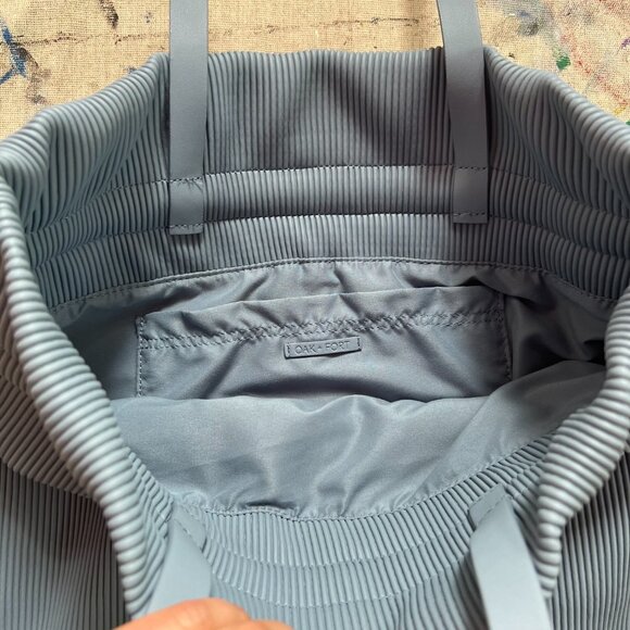 Oak + Fort Misty Blue Pleated Bucket Bag - Picture 9 of 11